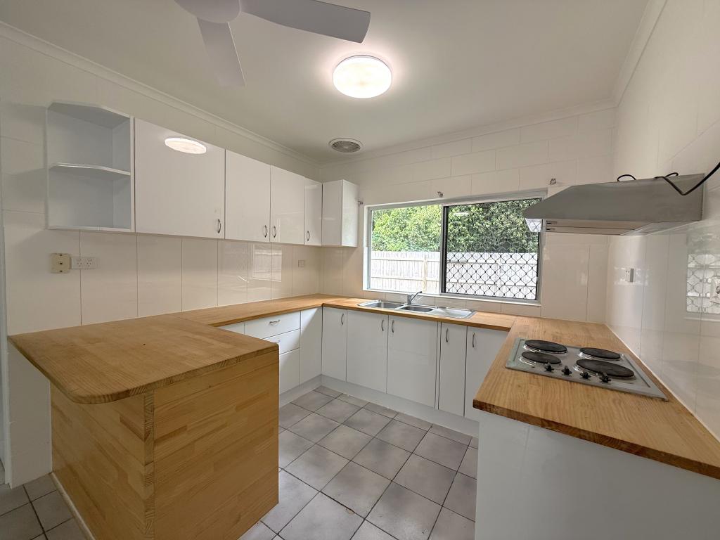 1/3 Roebuck Cl, Bentley Park, QLD 4869