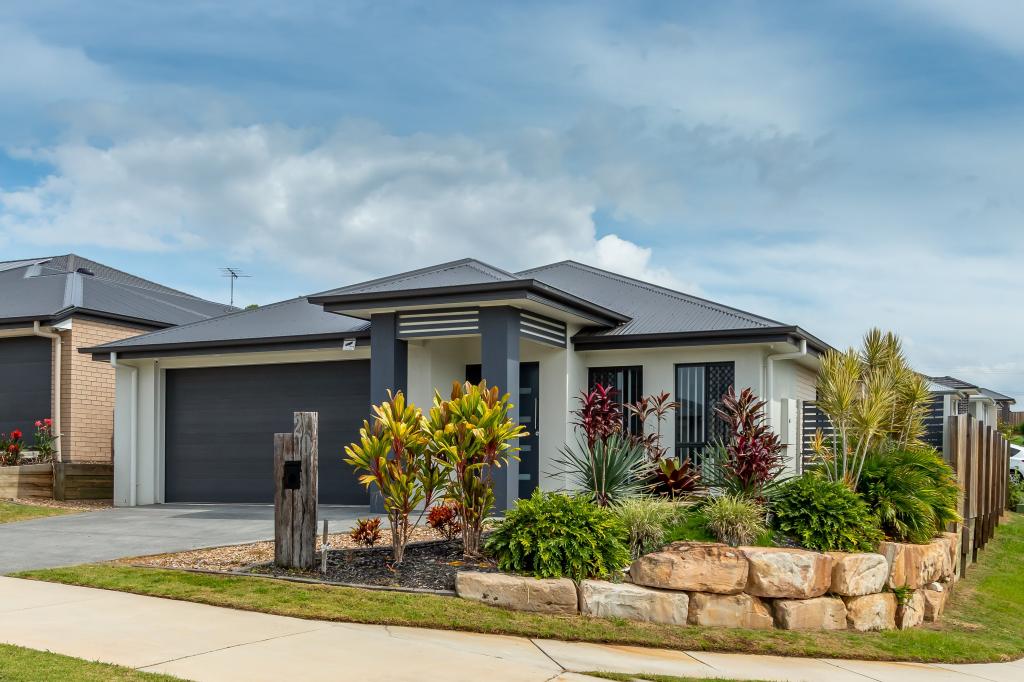 20 Mount Huntley St, Park Ridge, QLD 4125