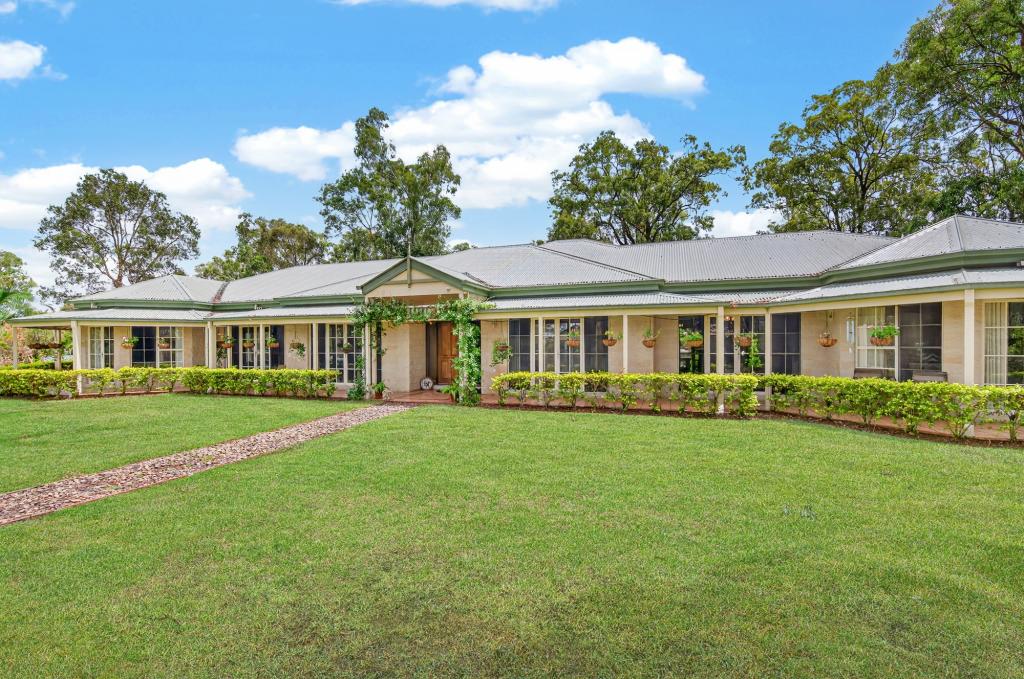 4 Timberlea Ct, Helensvale, QLD 4212