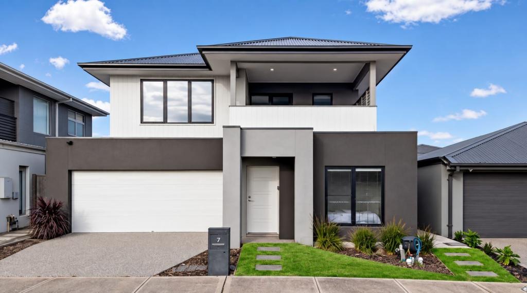7 Compass Cres, Donnybrook, VIC 3064
