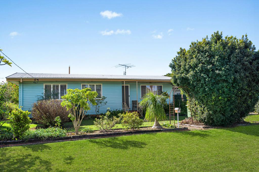 19 Skinner St, Gatton, QLD 4343
