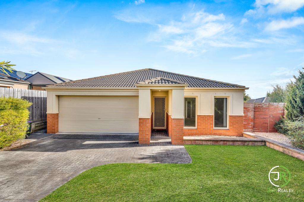 3 ARKLEY CL, SKYE, VIC 3977