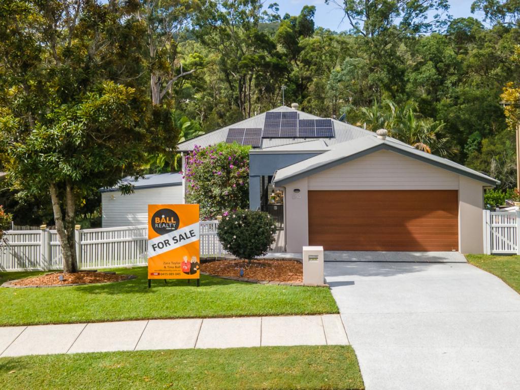 54 Cobb & Co Dr, Oxenford, QLD 4210