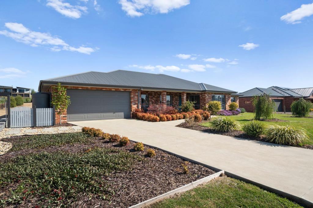 16 Maple Tree Bvd, Mansfield, VIC 3722