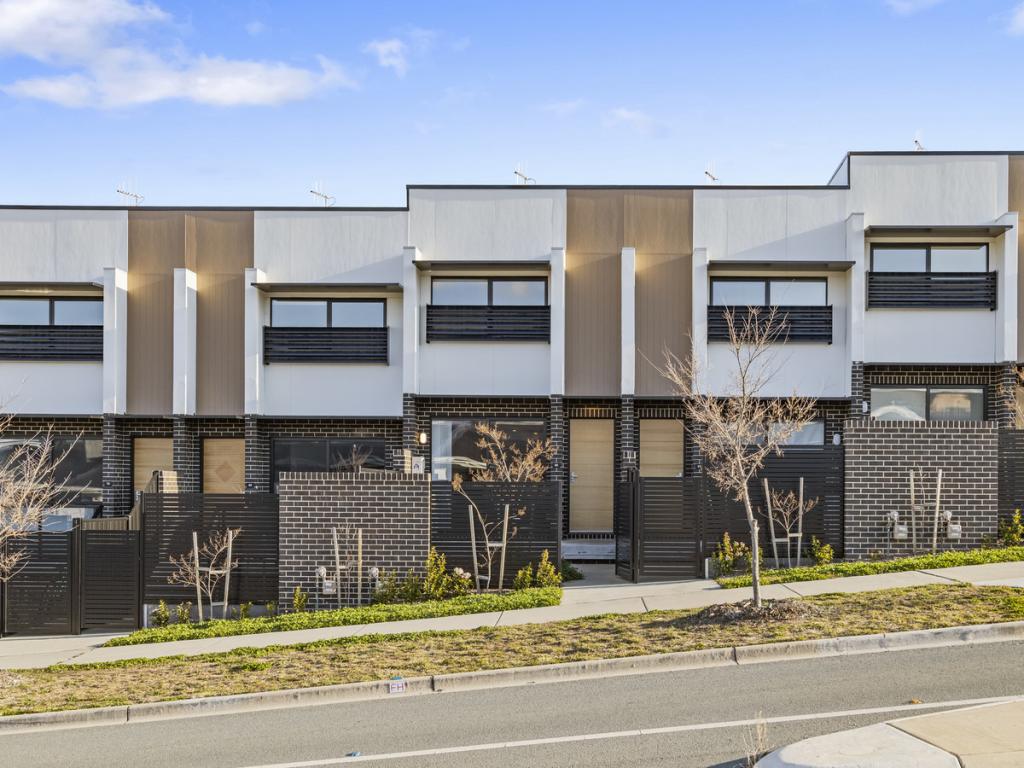 68/8 TELFER ST, COOMBS, ACT 2611