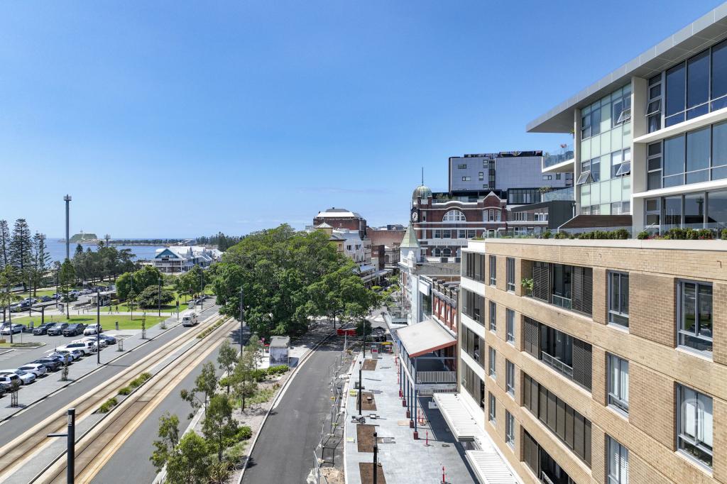 302/209 Hunter St, Newcastle, NSW 2300