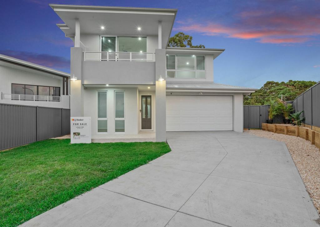 8 Lace Ct, Diamond Beach, NSW 2430