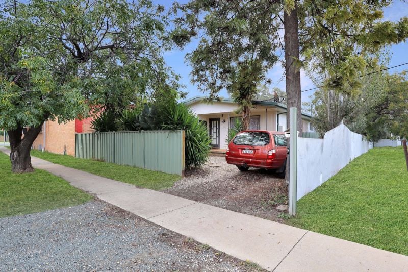 81 Butler St, Deniliquin, NSW 2710