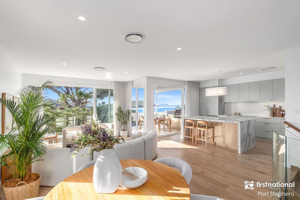 2/44c Squire St, Fingal Bay, NSW 2315