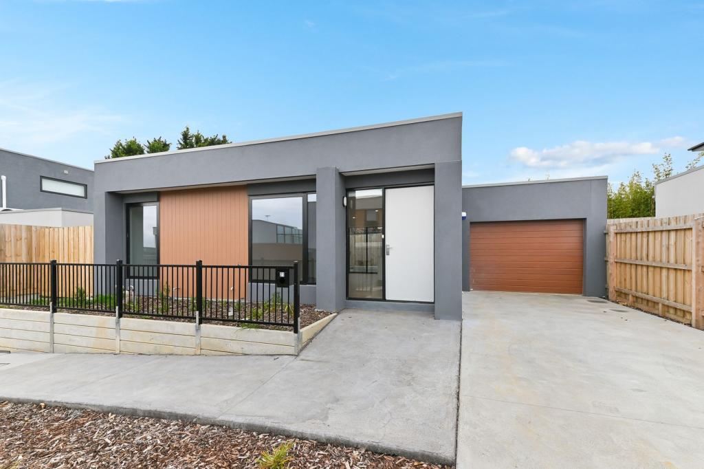 21 Annette Ct, Endeavour Hills, VIC 3802
