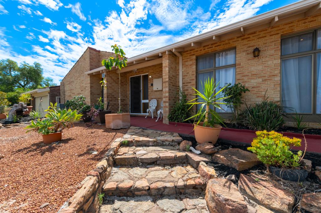 25 Holden Dr, Noranda, WA 6062
