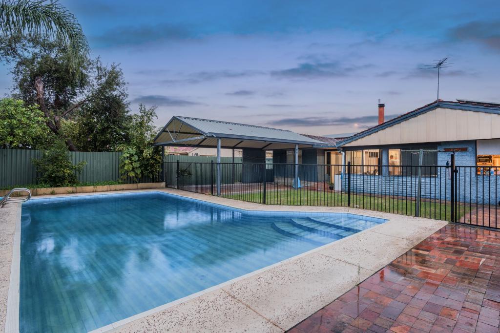 23 Eighth Rd, Armadale, WA 6112