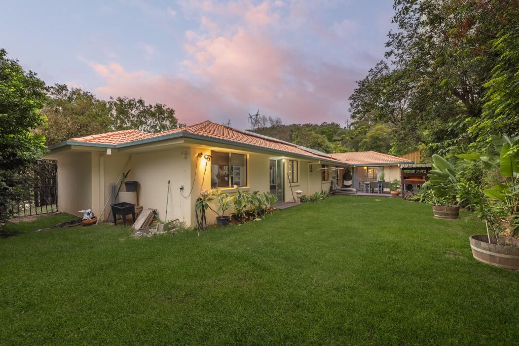 13 Hertford Cres, Mudgeeraba, QLD 4213