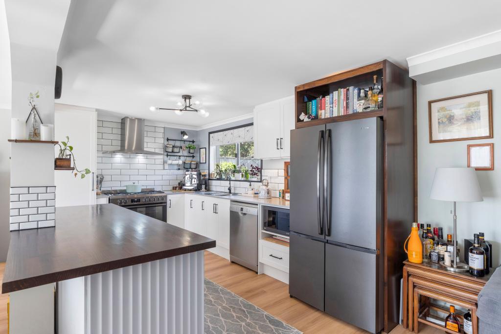 110 Bardon Rd, Kingston, QLD 4114