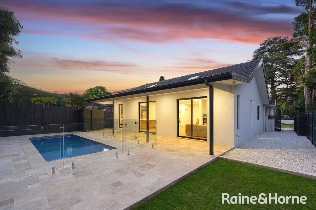 25 Kanoona Ave, St Ives, NSW 2075