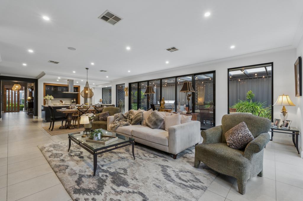 8 Monterey Pl, Mount Barker, SA 5251