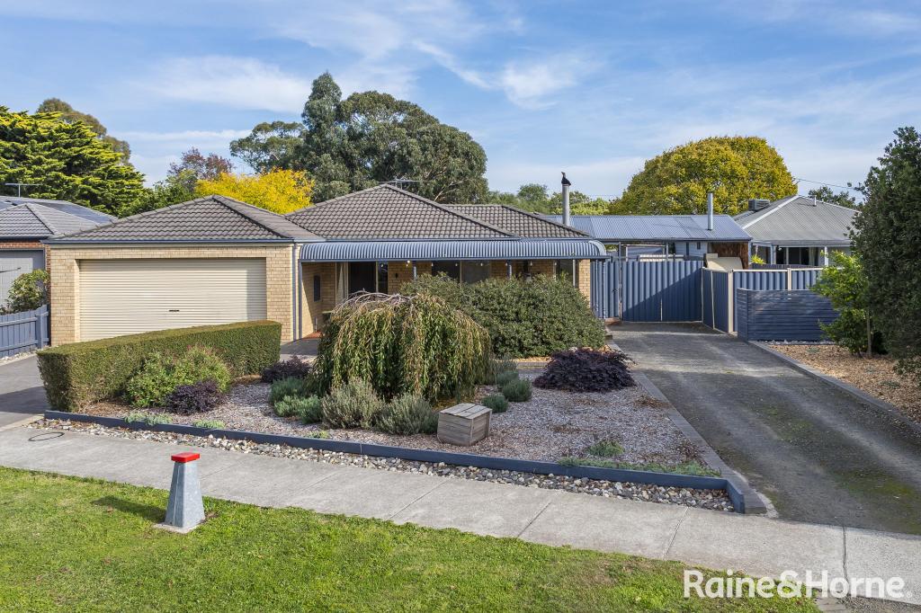 14 Doriemus Ct, New Gisborne, VIC 3438