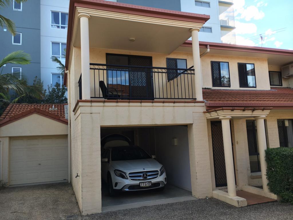 5/12 Grosvenor Rd, Indooroopilly, QLD 4068