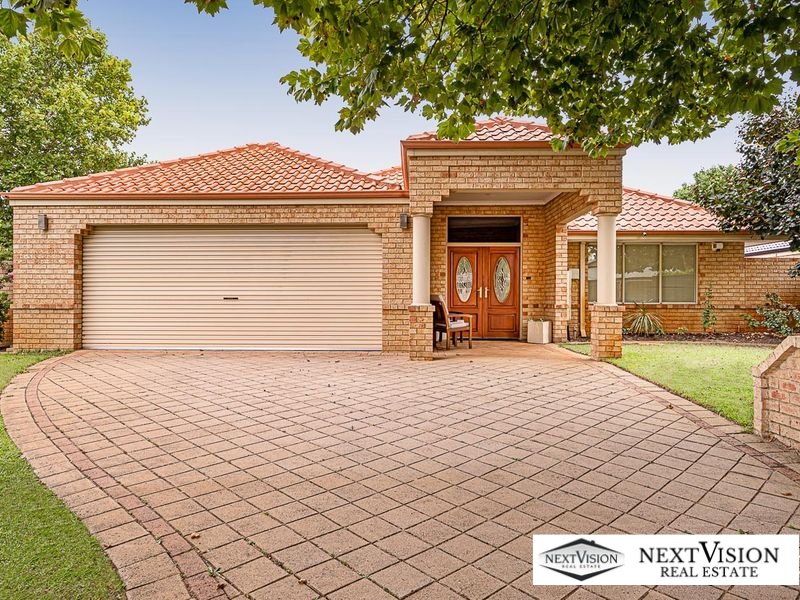 44 Folland Pde, Atwell, WA 6164