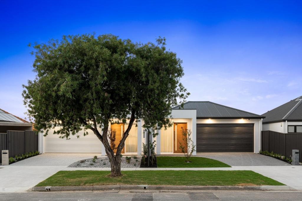 36 & 36a Golfers Ave, Seaton, SA 5023