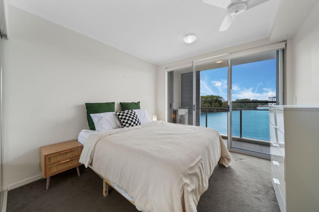 21/10 Ben Lexcen Pl, Robina, QLD 4226