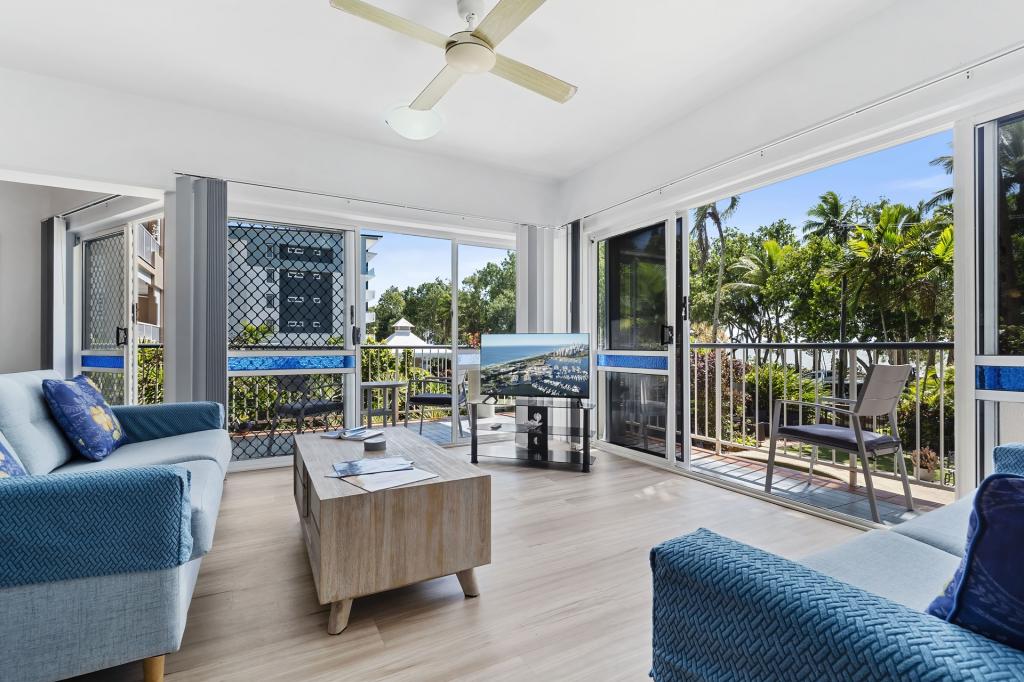 1/79 Arlington Esp, Clifton Beach, QLD 4879