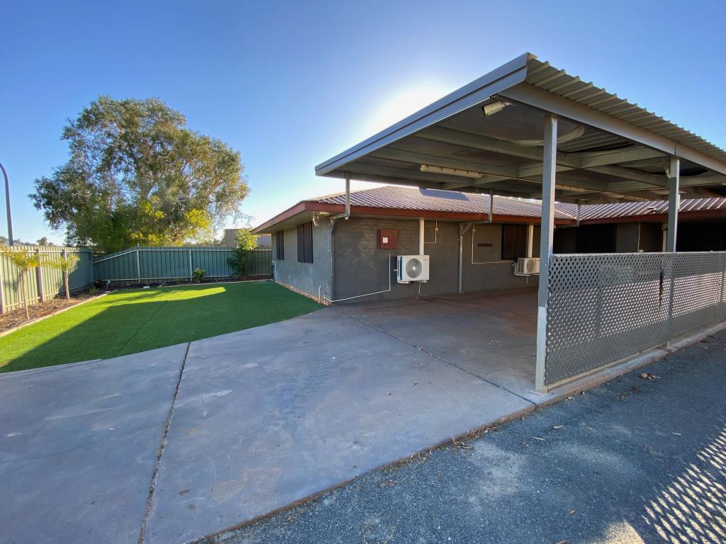 10 Kangaroo Cres, South Hedland, WA 6722
