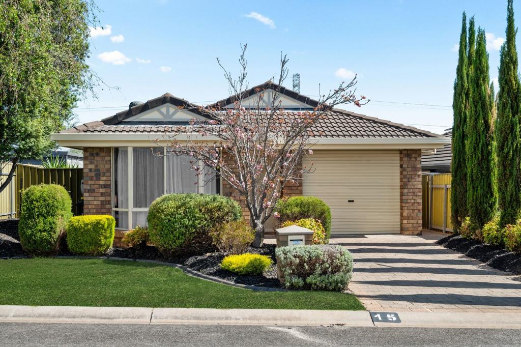 15 Lindsay Ct, Aberfoyle Park, SA 5159