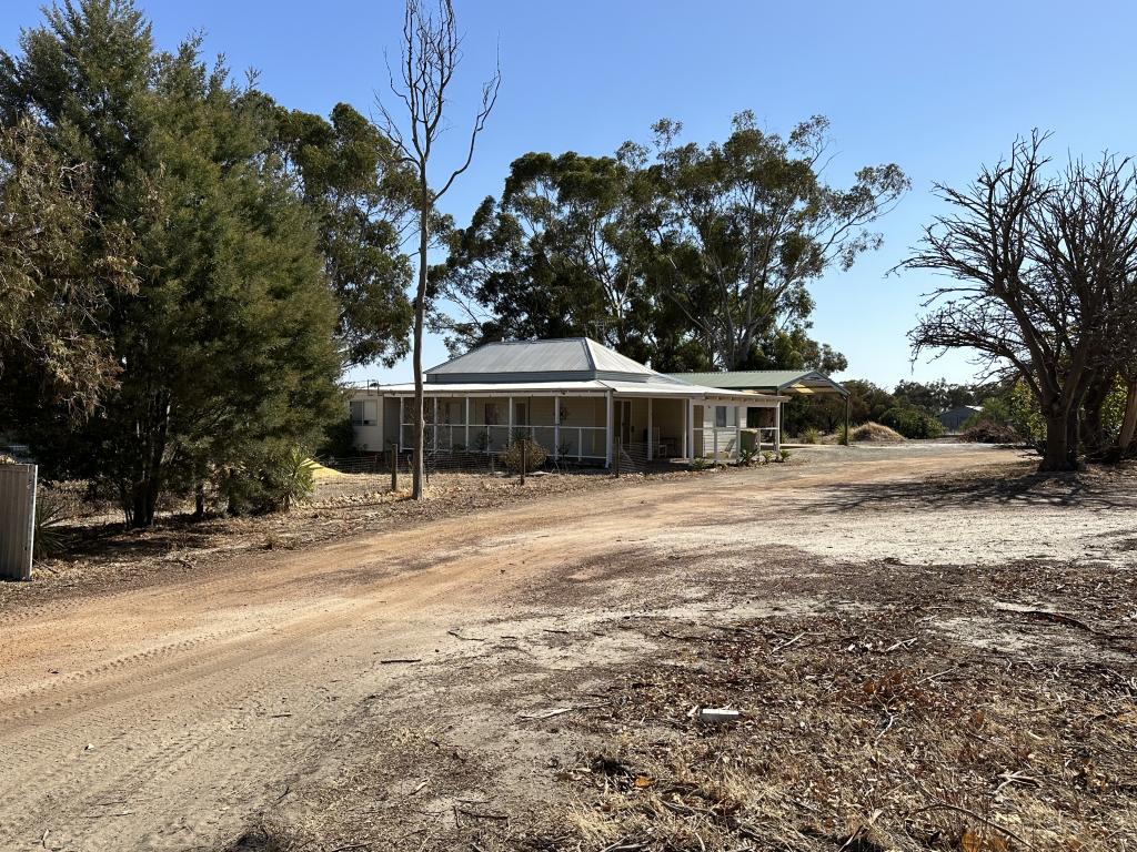 2 Narducci St, Pingelly, WA 6308