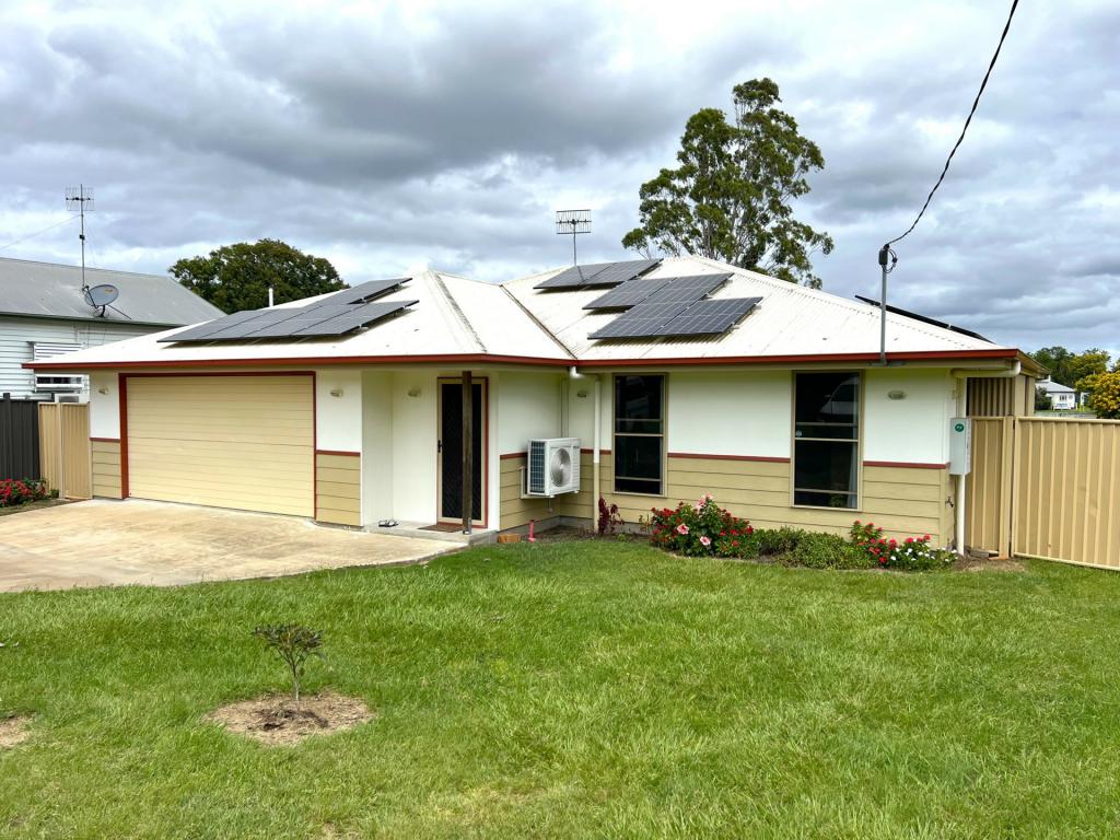 23 Stephens St E, Murgon, QLD 4605