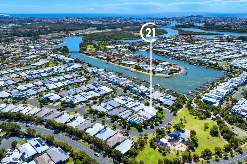 18 GREAT KEPPEL CRES, MOUNTAIN CREEK, QLD 4557