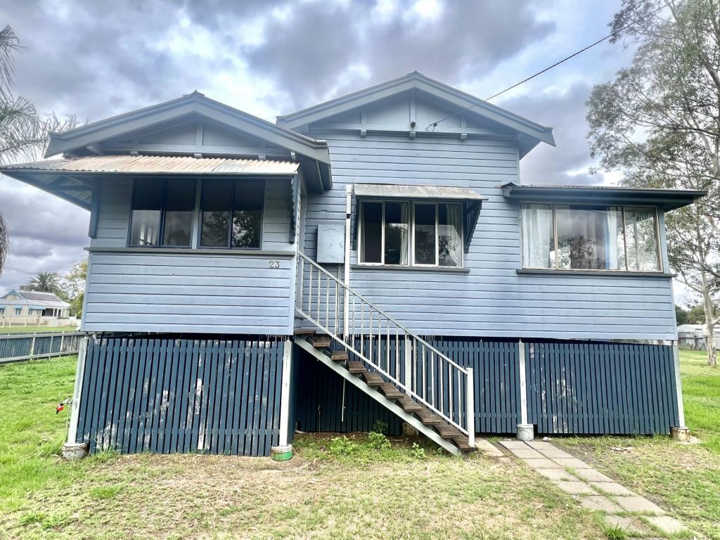 21 - 23 Station St, Roma, QLD 4455