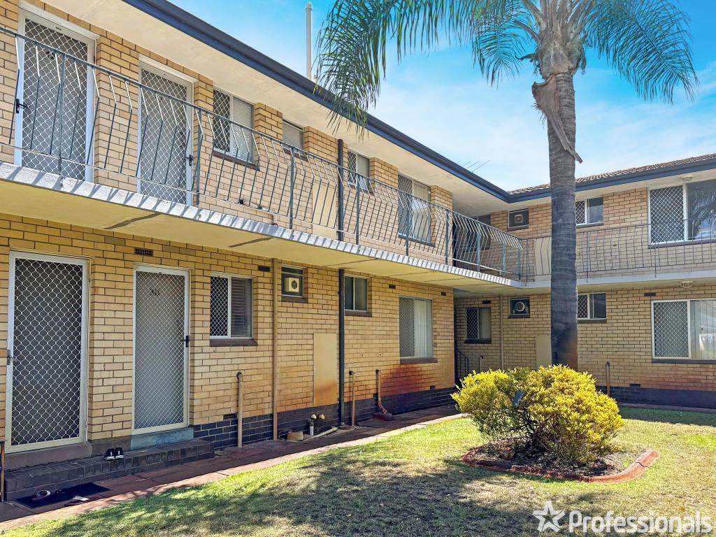 30/29 Heard Way, Glendalough, WA 6016