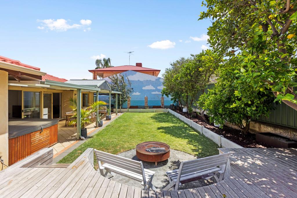 68a Deanmore Rd, Scarborough, WA 6019