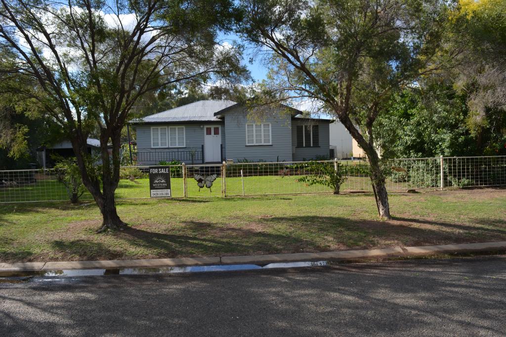 7 Thistle St, Blackall, QLD 4472