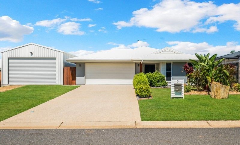 3 Cape Manifold Ave, Pacific Heights, QLD 4703