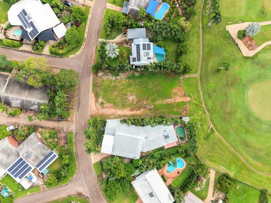 32 Lakes Cres, Marrara, NT 0812