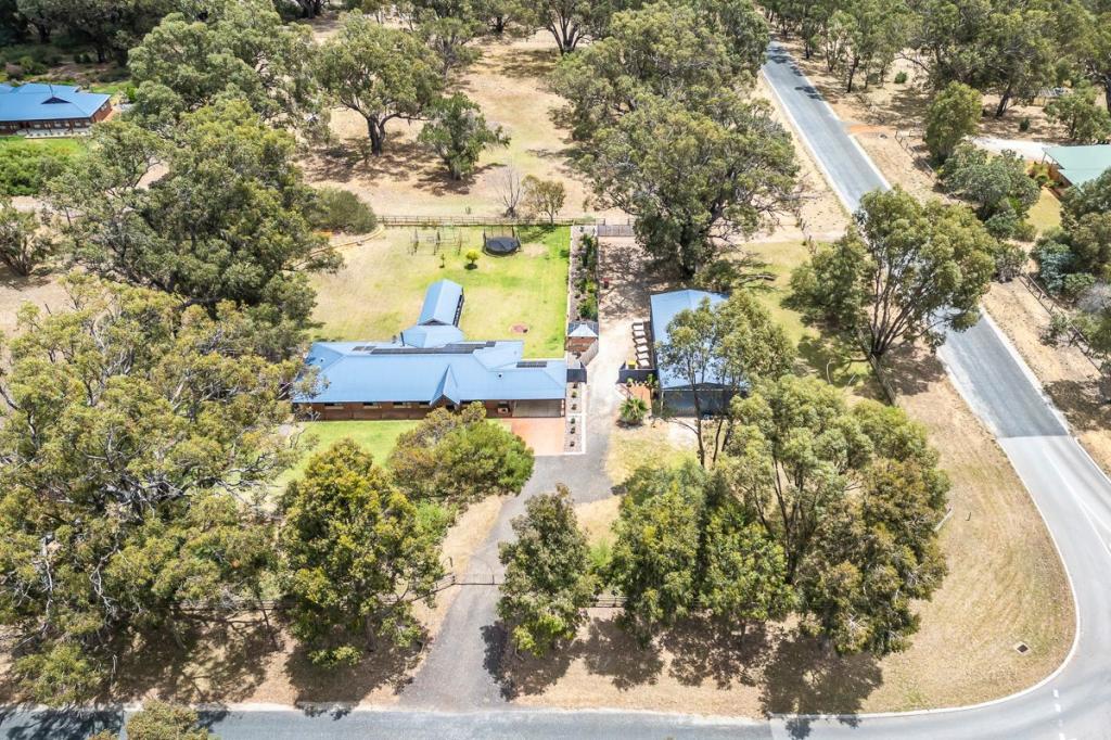 39 Countryside Dr, Two Rocks, WA 6037