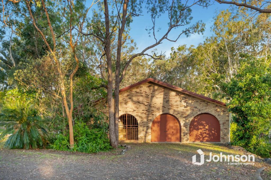 17 OXLEY DR, BARELLAN POINT, QLD 4306