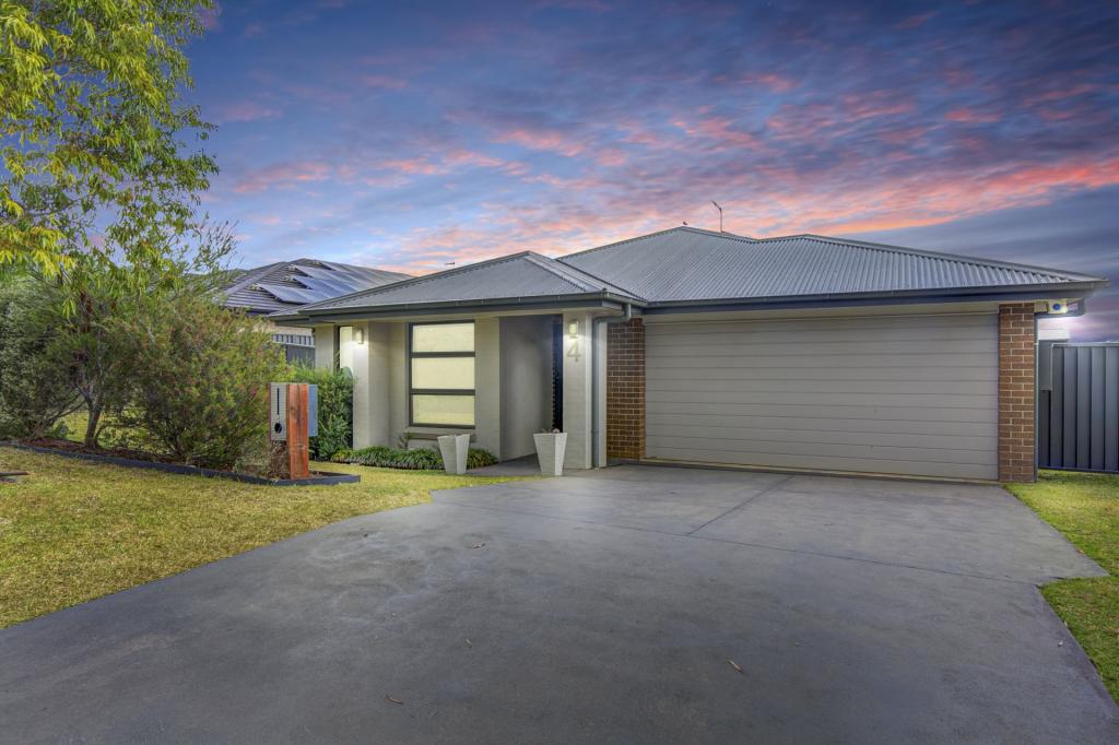 4 Simpson St, Appin, NSW 2560