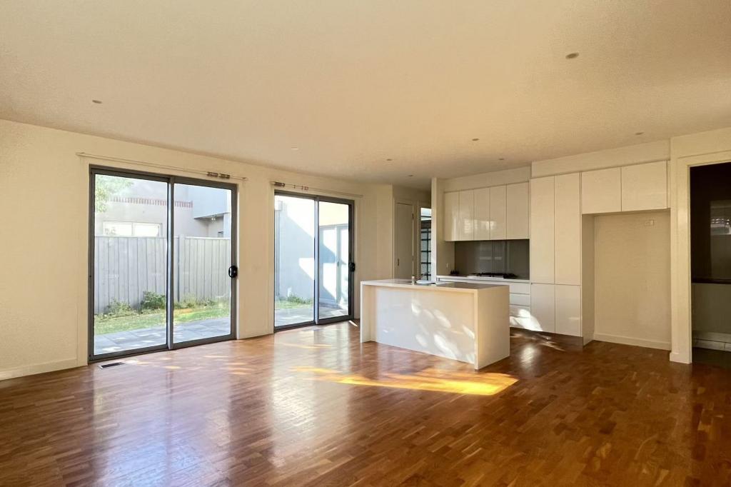 2/120 Canterbury Rd, Canterbury, VIC 3126