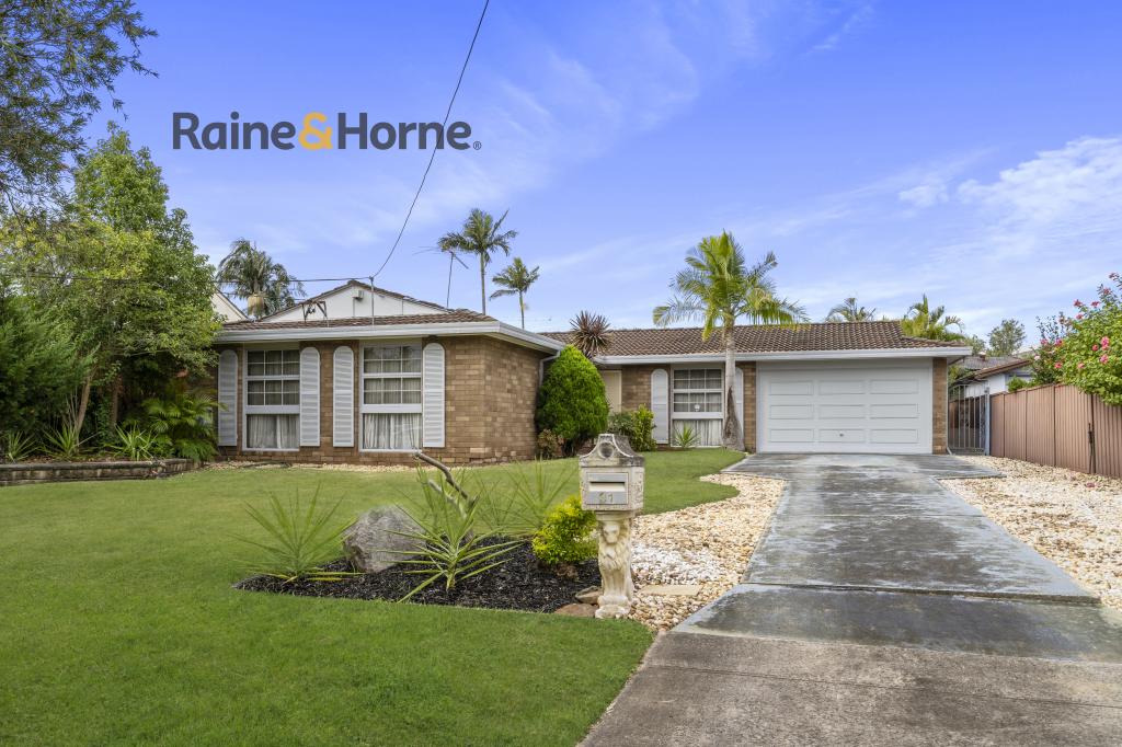 31 Curtis Cres, Moorebank, NSW 2170