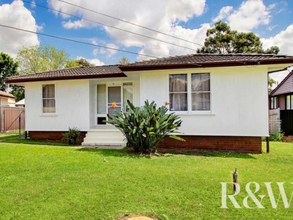 18 Richardson Cres, Hebersham, NSW 2770