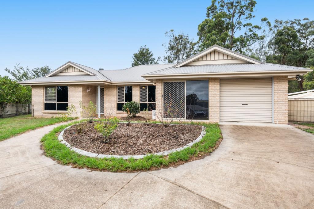 8 Jackson Ct, Crows Nest, QLD 4355