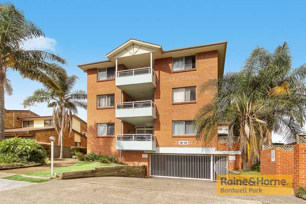 6/28-30 WHITE AVE, BANKSTOWN, NSW 2200