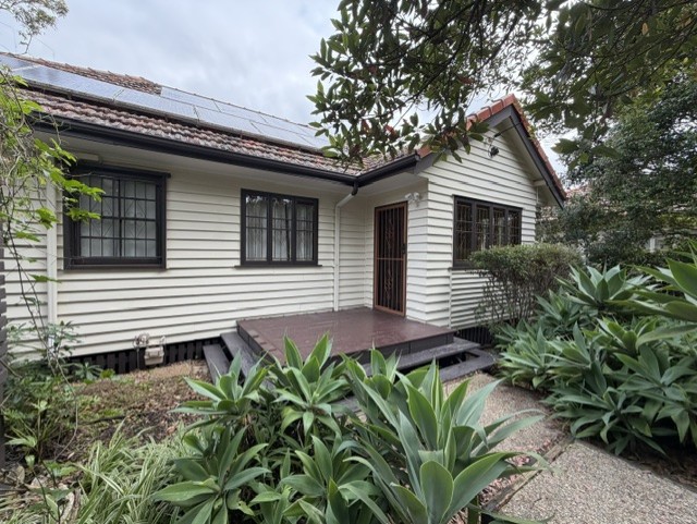 125 Boundary Rd, Bardon, QLD 4065