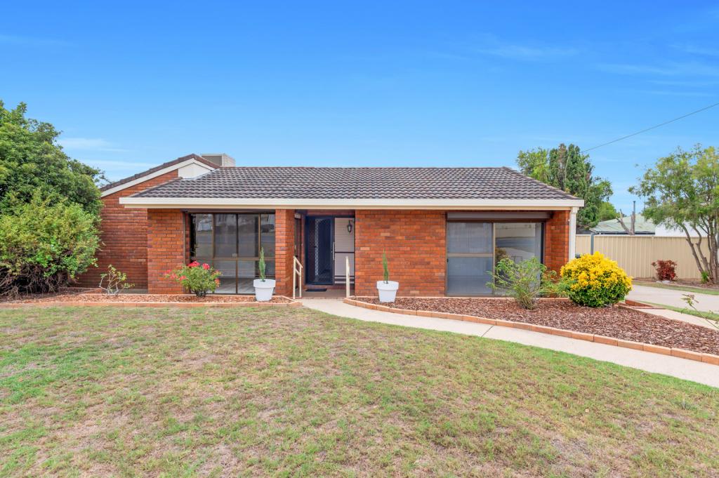 121 Pratten St, Warwick, QLD 4370