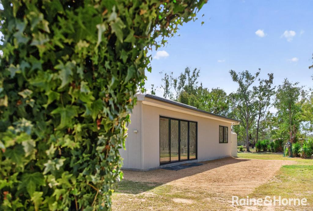 83 AHERN LANE, PRATTEN, QLD 4370