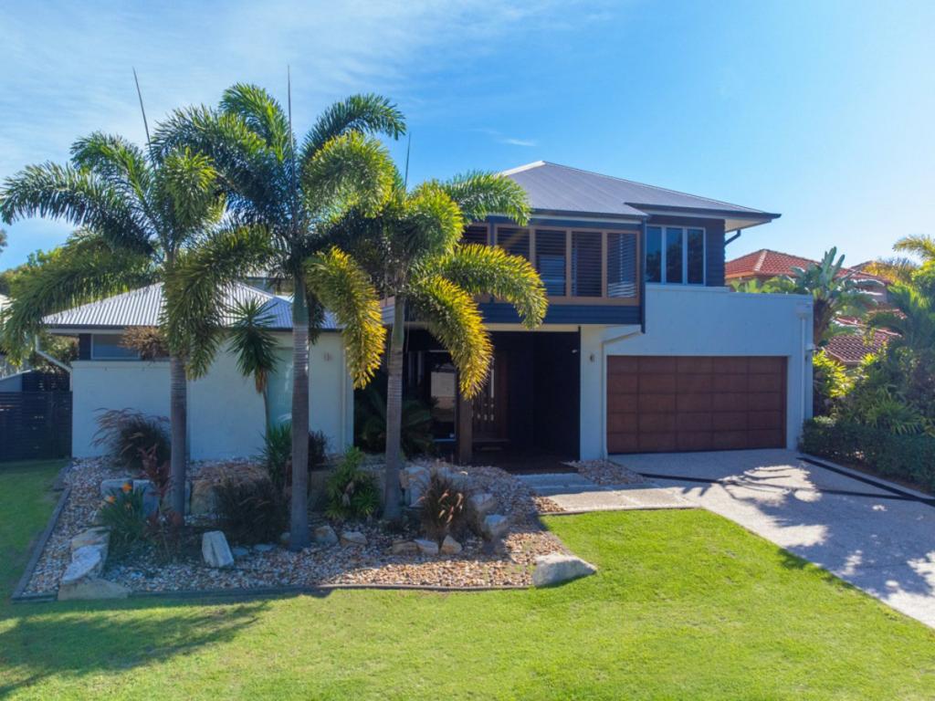 7 DUNEBEAN DR, BANKSIA BEACH, QLD 4507