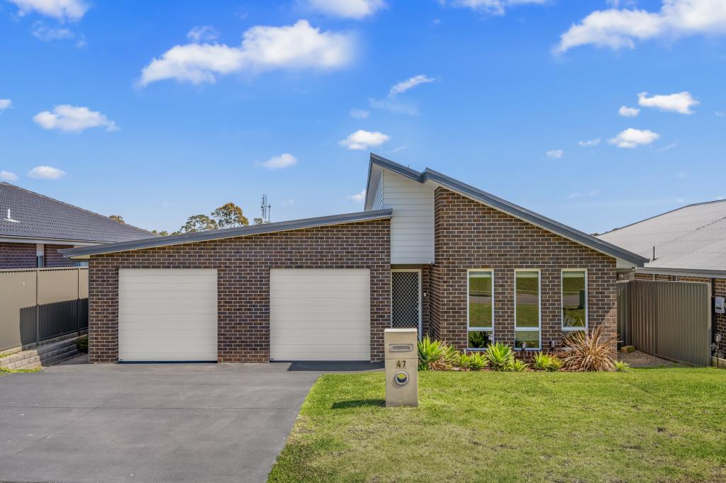 47 & 47a Ruby Rd, Rutherford, NSW 2320